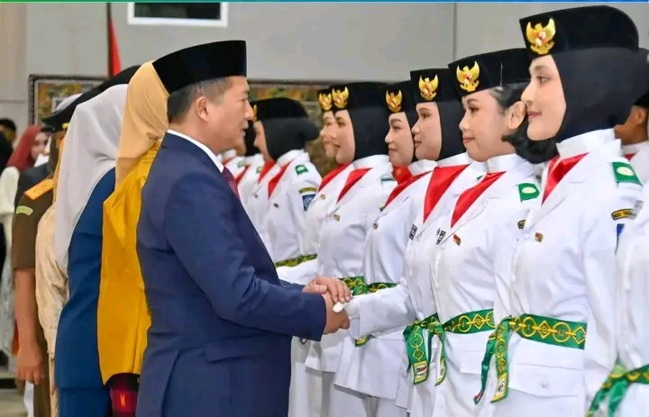 Gubernur Iqbal Kukuhkan Paskibraka NTB, Generasi Muda Harus Jadi Teladan