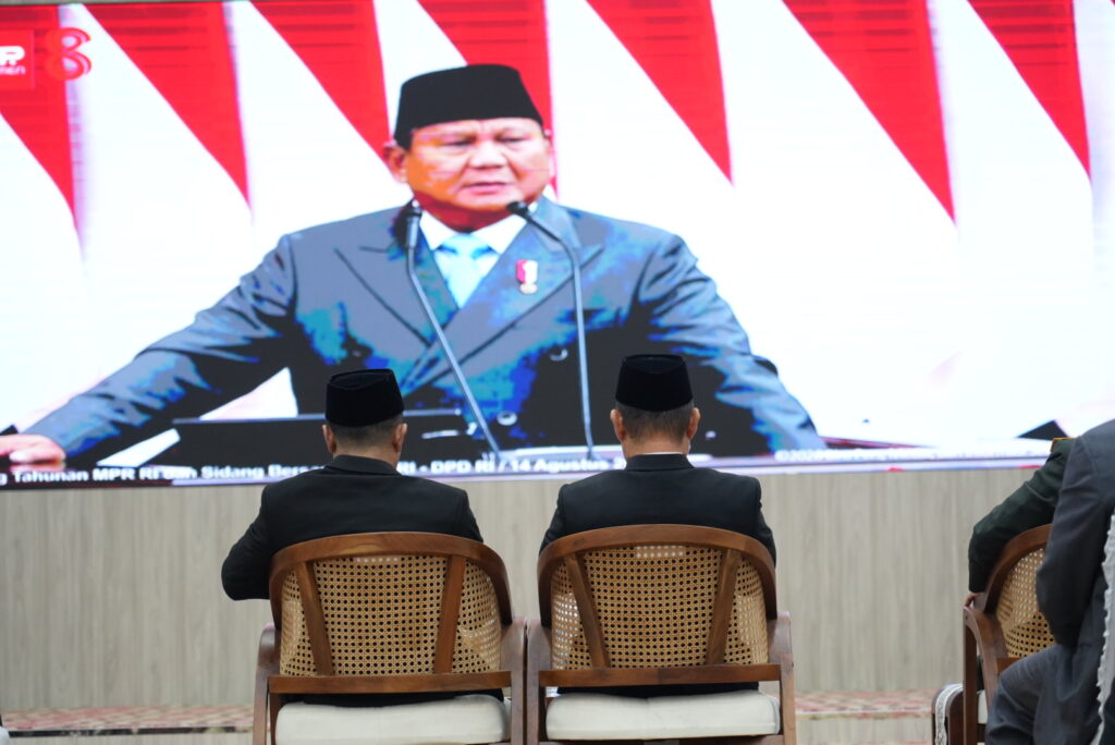 PEMPROV KALBAR Ikuti Pidato Kenegaraan Pada Sidang Tahunan MPR Dalam Rangka HUT KE-81 RI, Perkuat Sinergi Pemerintah Pusat dan Daerah