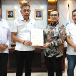 Akselerasi Pembangunan Sekolah Rakyat, Bupati Mamuju Tengah Serahkan Sertifikat Lahan