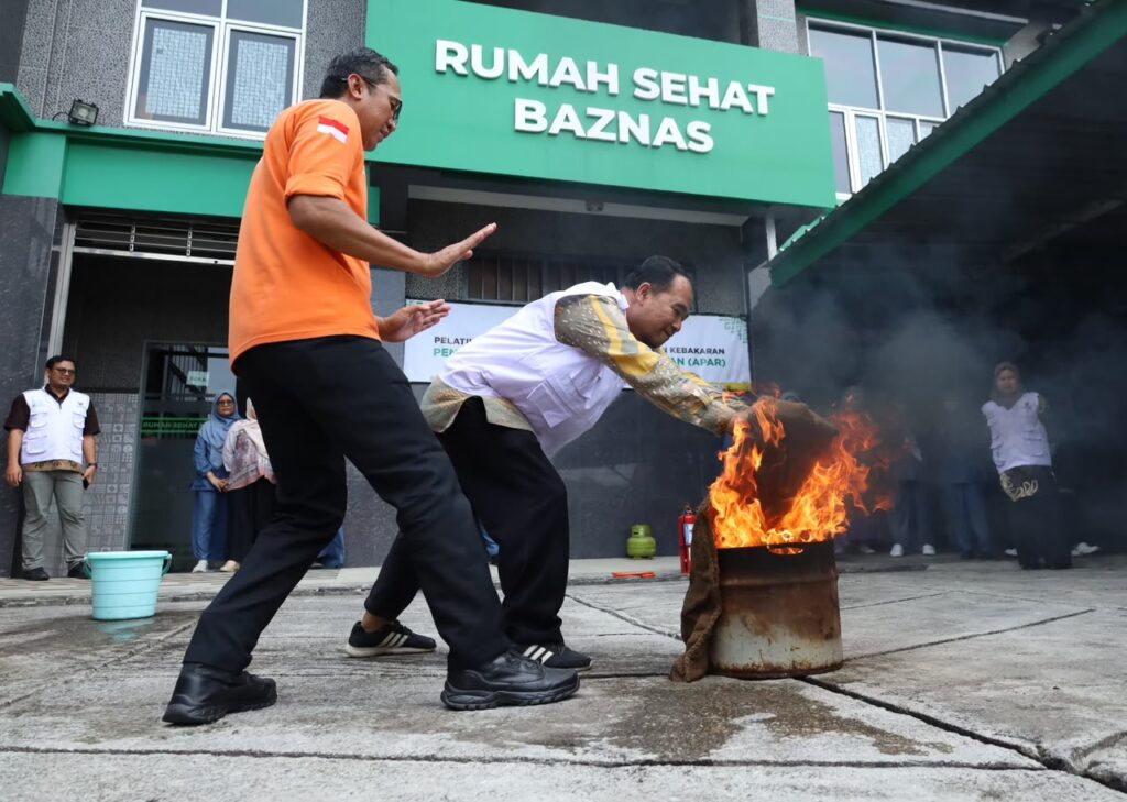 BAZNAS Tanggap Bencana Latih Tim RSB Tingkatkan Kesiapsiagaan Hadapi Kebakaran