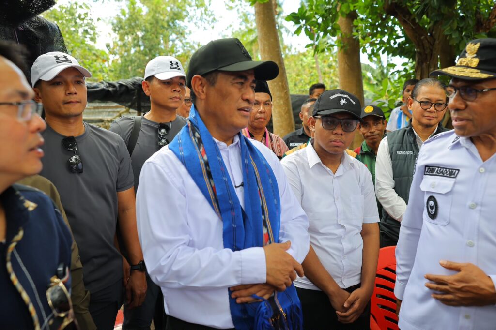 ‎Mentan Amran Tegaskan Harga Beras Harus Terjangkau dan Sesuai HET di Seluruh Indonesia