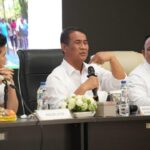 Mentan Amran Gerak Cepat Selamatkan Peternak Rakyat: Harga Pakan Dijaga, Telur Wajib Diserap SPPG