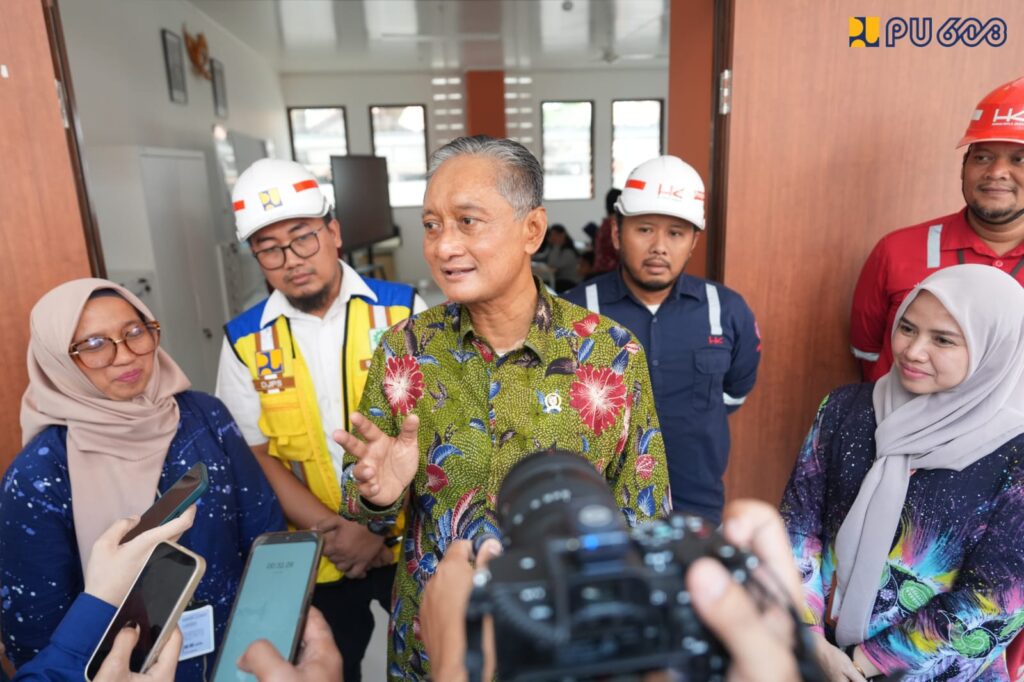 Di Tengah Keterbatasan Lahan Perkotaan, Menteri Dody Apresiasi Fasilitas Lengkap Sekolah Rakyat Terintegrasi 4 Jakarta