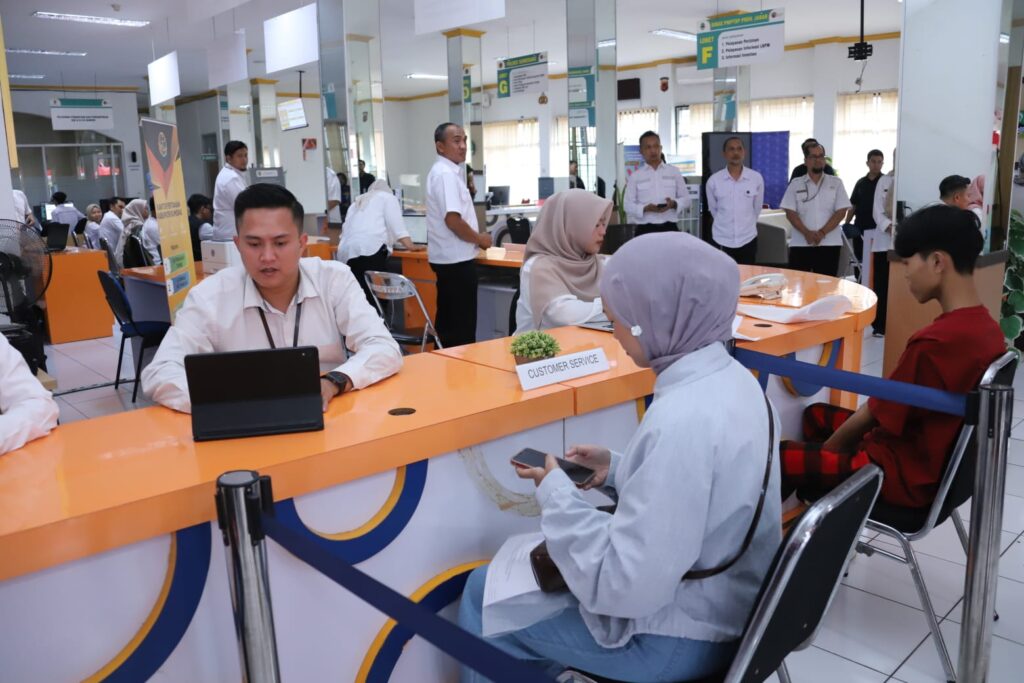 Menteri PANRB Apresiasi Layanan Omnikanal MPP Sumedang