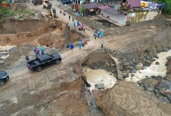 Kementerian PU Perkuat Titik Longsor Jalur Malalak, Pulihkan Konektivitas Pascabencana di Agam