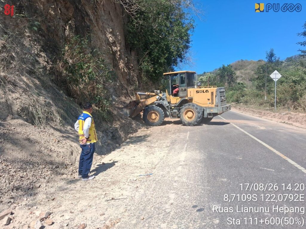 Menteri PU Pastikan Seluruh Jalan Trans Flores Kembali Fungsional Pascagempa di NTT
