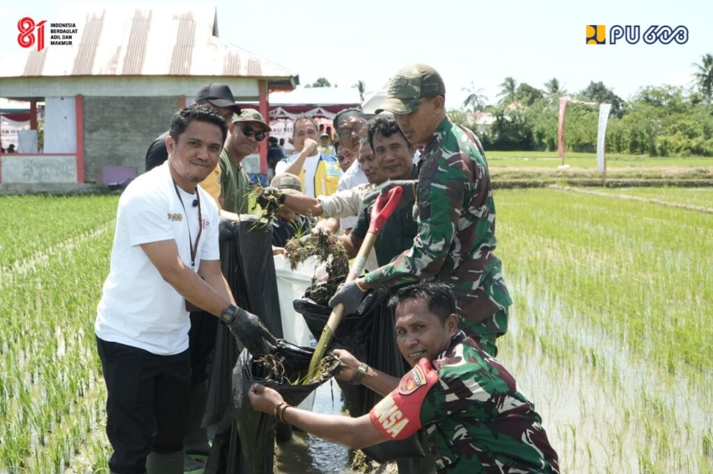Semarak HUT ke-81 RI, Kementerian PU Inisasi Gerakan Irigasi Bersih