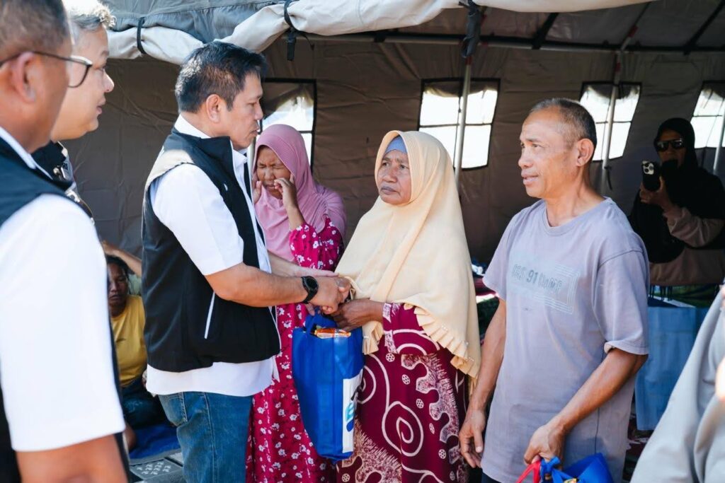 BRI Peduli Bangun 3 Posko Logistik dan 1 Dapur Umum di NTT, Direksi BRI Terjun Langsung Pantau Lokasi Bencana