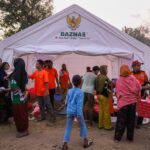 BAZNAS RI Distribusikan 1.900 Porsi Makanan Siap Saji untuk Penyintas Gempa di NTT