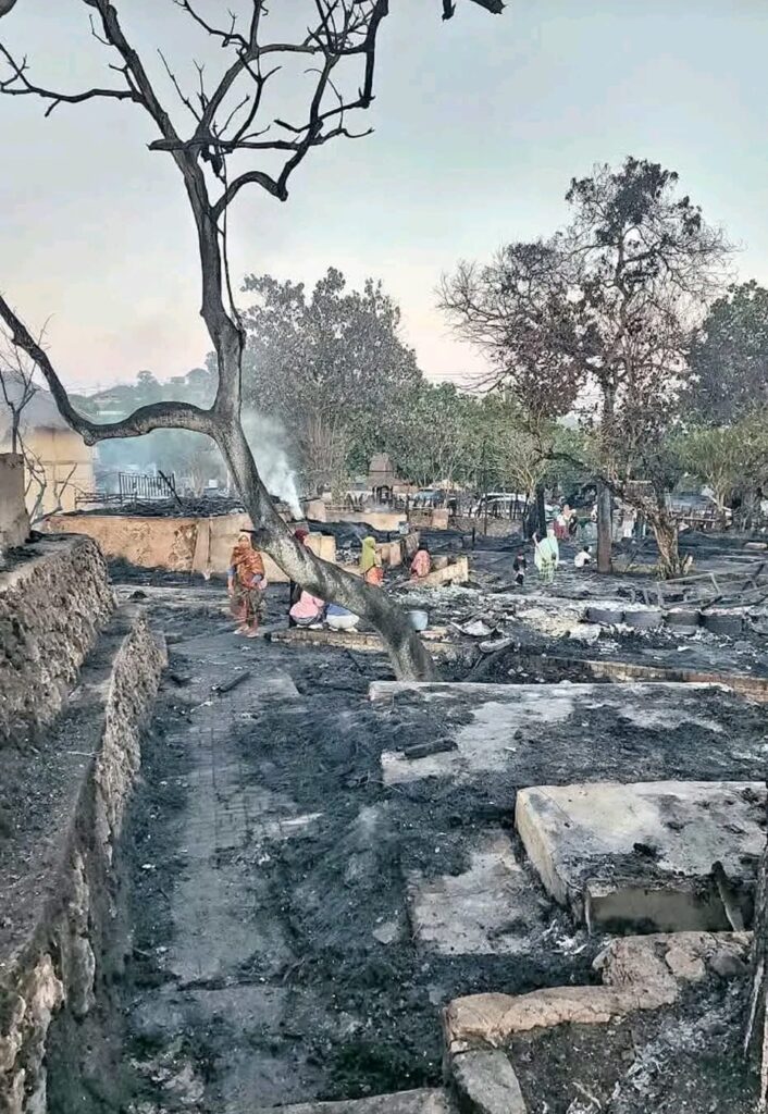 Poltekpar Lombok Disiagakan Bantu Warga Korban Kebakaran Desa Adat Sade, Lombok