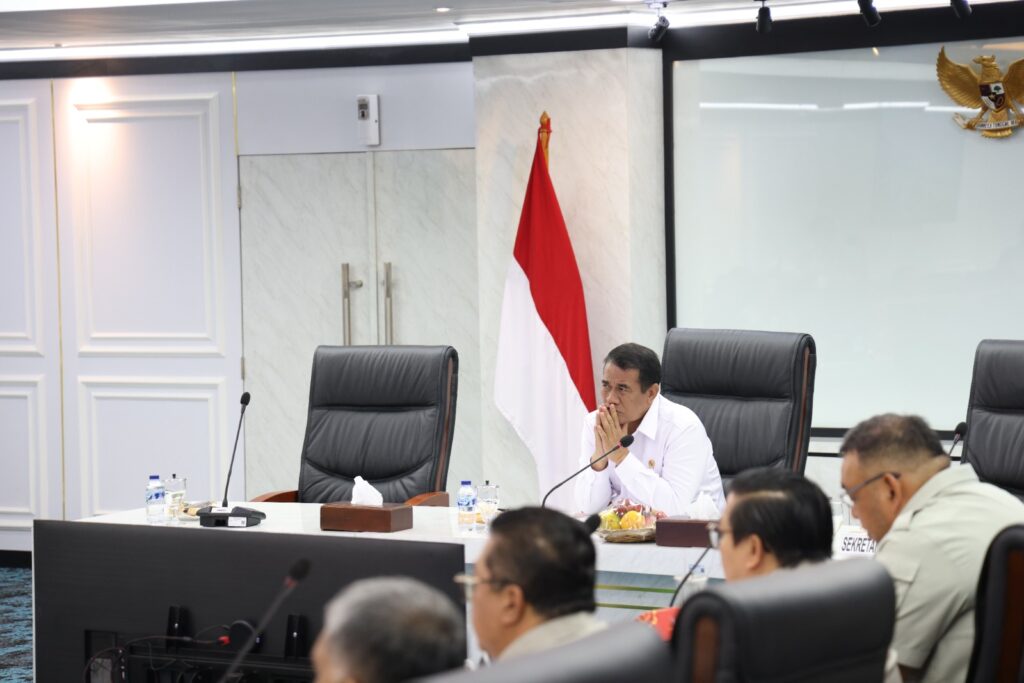 Kebijakan Harga Gabah Mentan Amran Berdampak, Petani Kolaka Kini Bisa Menabung Emas