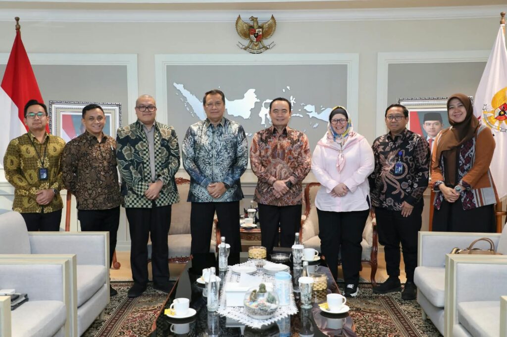 Perkuat Integrasi Layanan Publik, Kementerian PANRB dan PERURI Tingkatkan Sinergi