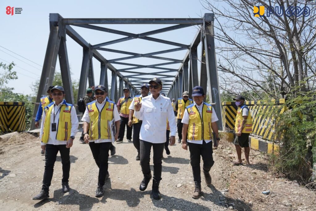 Menteri Dody Percepat Pemulihan Dua Jembatan Vital di Flores, Dibangun Lebih Tahan Gempa