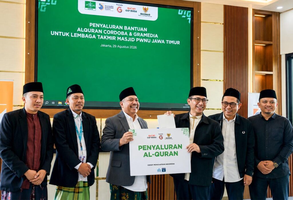 BAZNAS RI Salurkan Ratusan Al-Qur’an bagi LTM NU Jatim