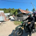 Akses Sulit Dijangkau, Wapres Tinjau Langsung Kondisi Warga Kampung Waso dengan Sepeda Motor