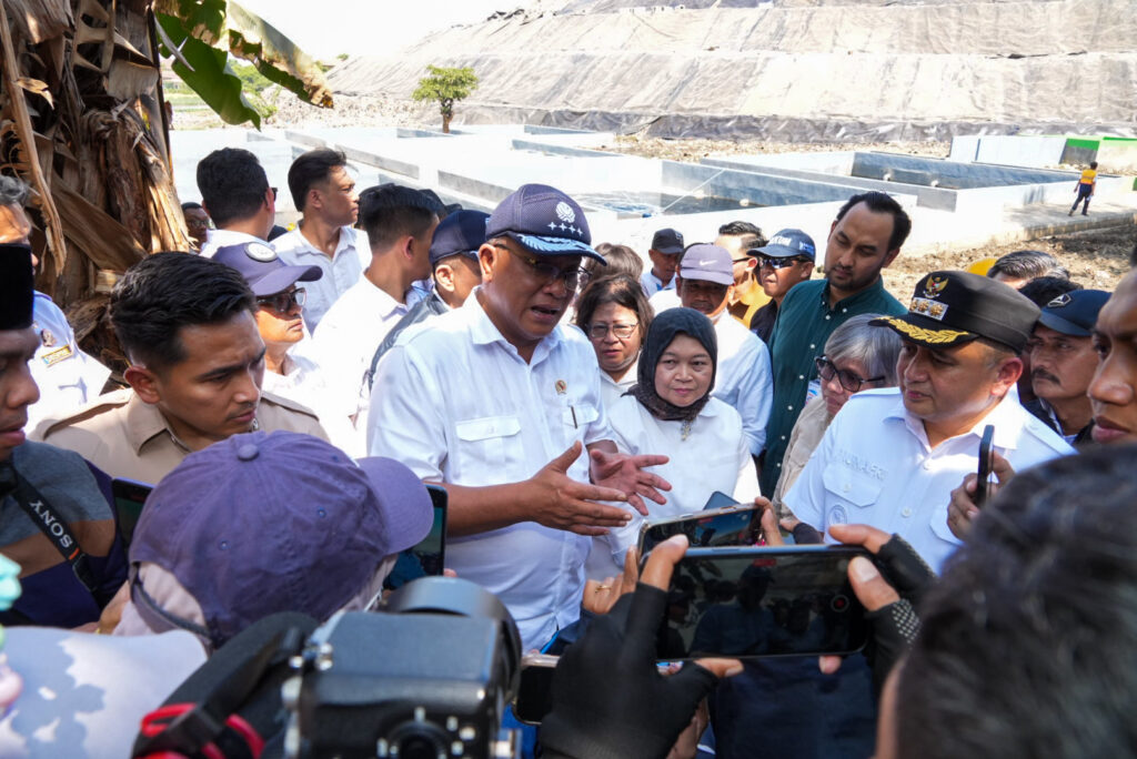 Menteri LH Pastikan Percepatan Proyek Sampah Jadi Energi dan Cegah Kebakaran TPA di Makassar