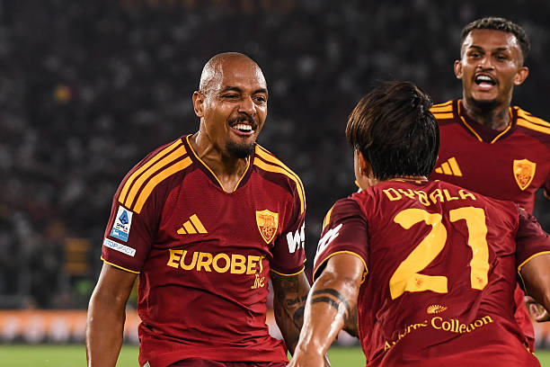 Roma Tampil Menggila, Hancurkan Fiorentina 4-0 di Kandang