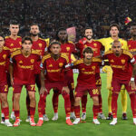 Kemenangan Telak Bawa Roma Puncaki Klasemen, Fiorentina Terbenam di Papan Bawah