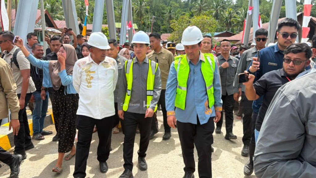 ‎Wakil Presiden RI Tinjau Proses Rehabilitasi Jembatan Lumut, Dorong Penguatan Konektivitas di Aceh