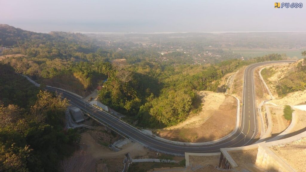 Kementerian PU Mulai Uji Coba Open Traffic Jalur Kelok 23