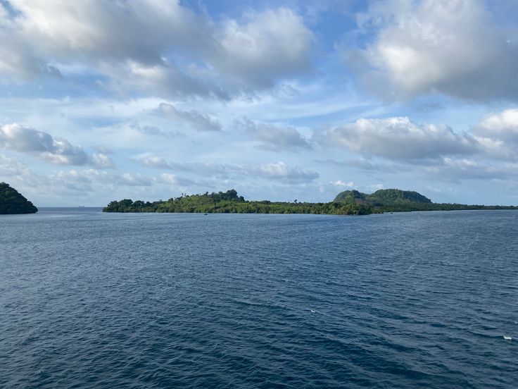 Selat Sunda: Jalur Penting dan Simpanan Sejarah Alam Tak Ternilai