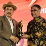 BAZNAS RI Raih Penghargaan Lembaga Pemberdaya dari HPDKI
