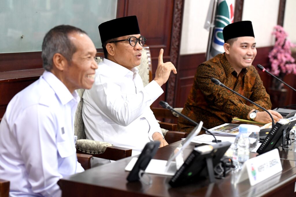 Mendes Yandri Tunjuk Kabupaten Mojokerto Jadi Tuan Rumah Hari Desa Nasional 2027