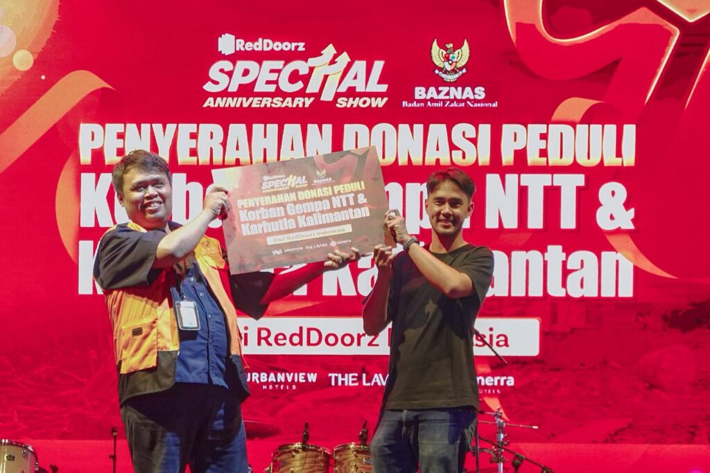 Dukung Penyintas Gempa NTT, RedDoorz Salurkan Bantuan Rp25 Juta melalui BAZNAS RI