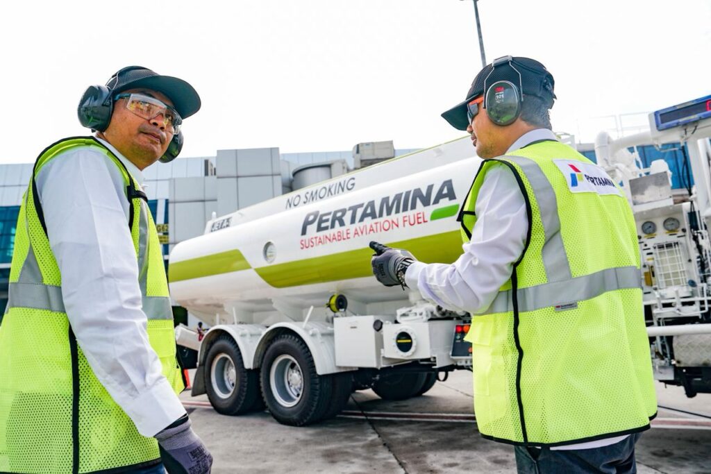 Dukung Penerbangan Lebih Ramah Lingkungan, Pertamina Patra Niaga Perluas Layanan SAF