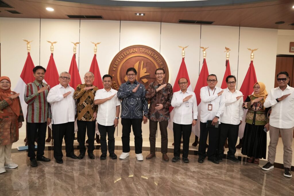 Terima Pengusaha dan Petani Karet, Wamen Viva Yoga Dorong Pembaruan Data dan Tata Kelola Perkaretan Nasional
