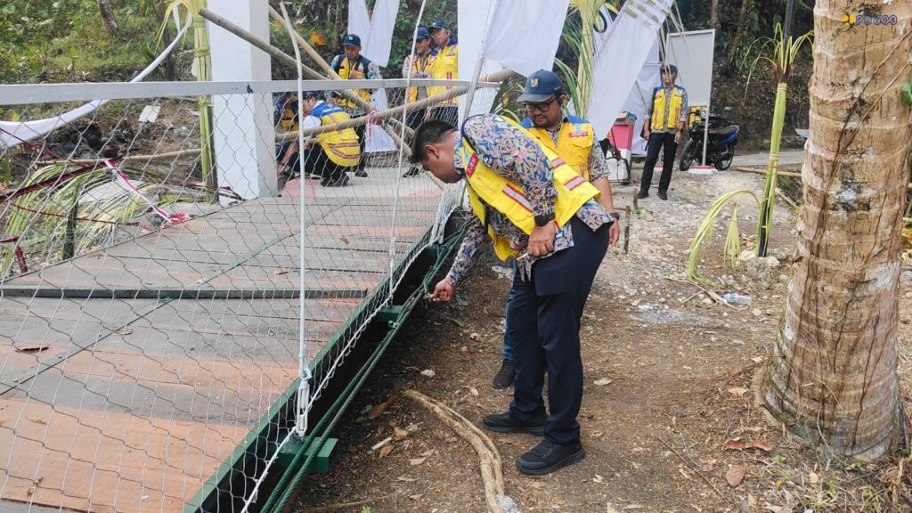 Keselamatan Warga Jadi Prioritas, Kementerian PU Terjunkan Tim Teknis ke Jembatan Gantung Pongpet Pangandaran