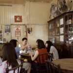 10 Kedai Kopi Paling Terkenal di Indonesia : Jejak Rasa yang Menggugah Selera