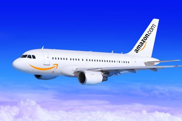 Pesawat Amazon Boeing 767 Jatuh di Amerika Serikat, Seluruh Awak Pesawat Selamat