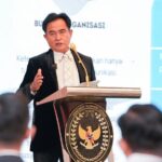 Menko Yusril Luncurkan Website dan Aplikasi PPID Kemenko Kumham Imipas