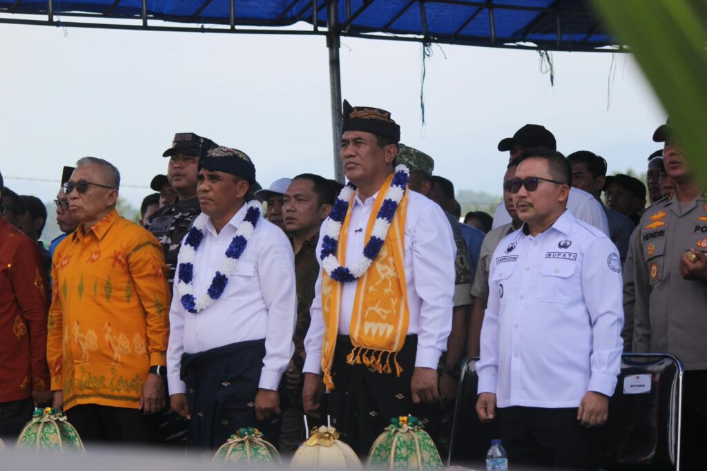 Tak Bantu Petani Permudah Menebus Pupuk, Mentan Copot Pejabat Pupuk