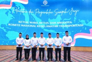 Menhub Dudy Lantik Ketua dan Anggota KNKT Masa Jabatan 2026-2030