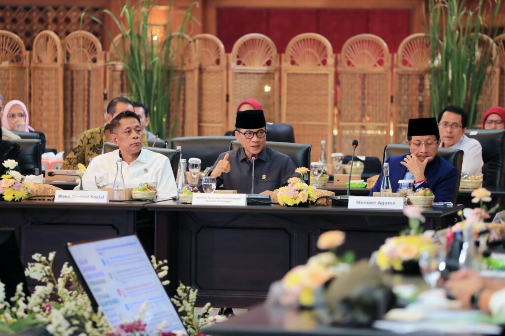 Mendes Yandri Minta Pendamping Desa Jadi Agen Perlindungan Sosial
