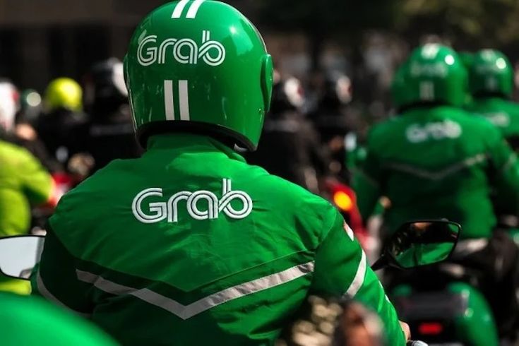 Grab Beri Hadiah Istimewa! 105 Mitra Terbaik Diberangkatkan Umrah