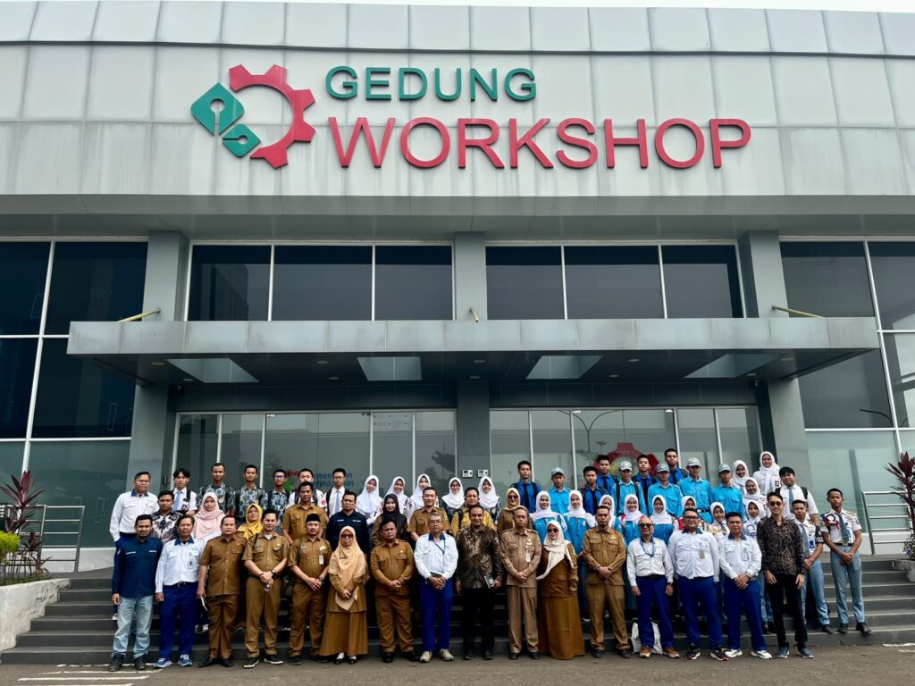 PT Asahimas Chemical dan 7 SMA/SMK Kunjungi PIPB, Perkuat Sinergi Pengembangan SDM Industri Petrokimia