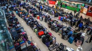 Banjir Bangkok Ganggu 330 Penerbangan Thai Airways, 5.600 Bagasi Tertahan